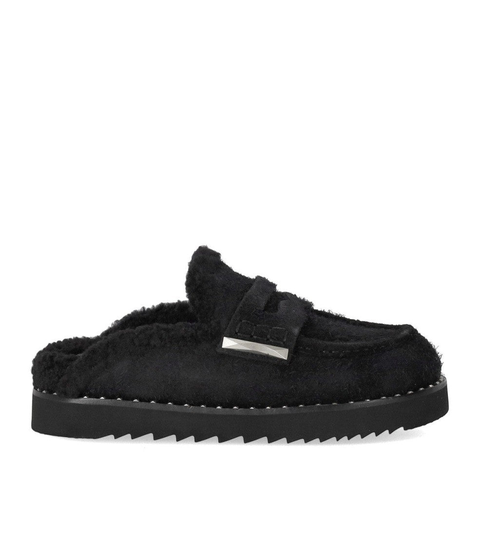 Ash Genda Black Clog