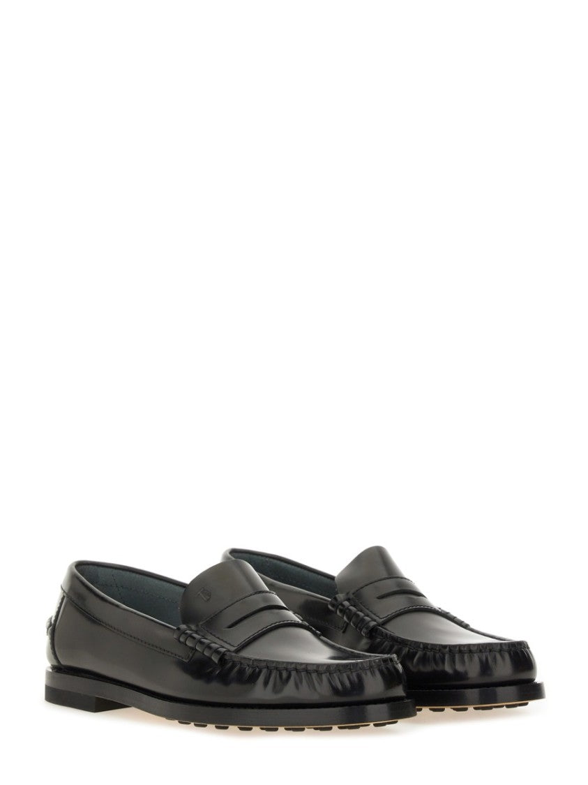 Tod's Polished Calf Leather Loafer With Classic Silhouette