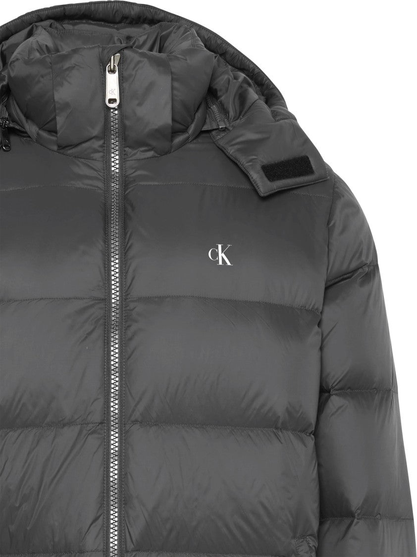 Calvin Klein Classic Fit Insulated Nylon Puffer Coat