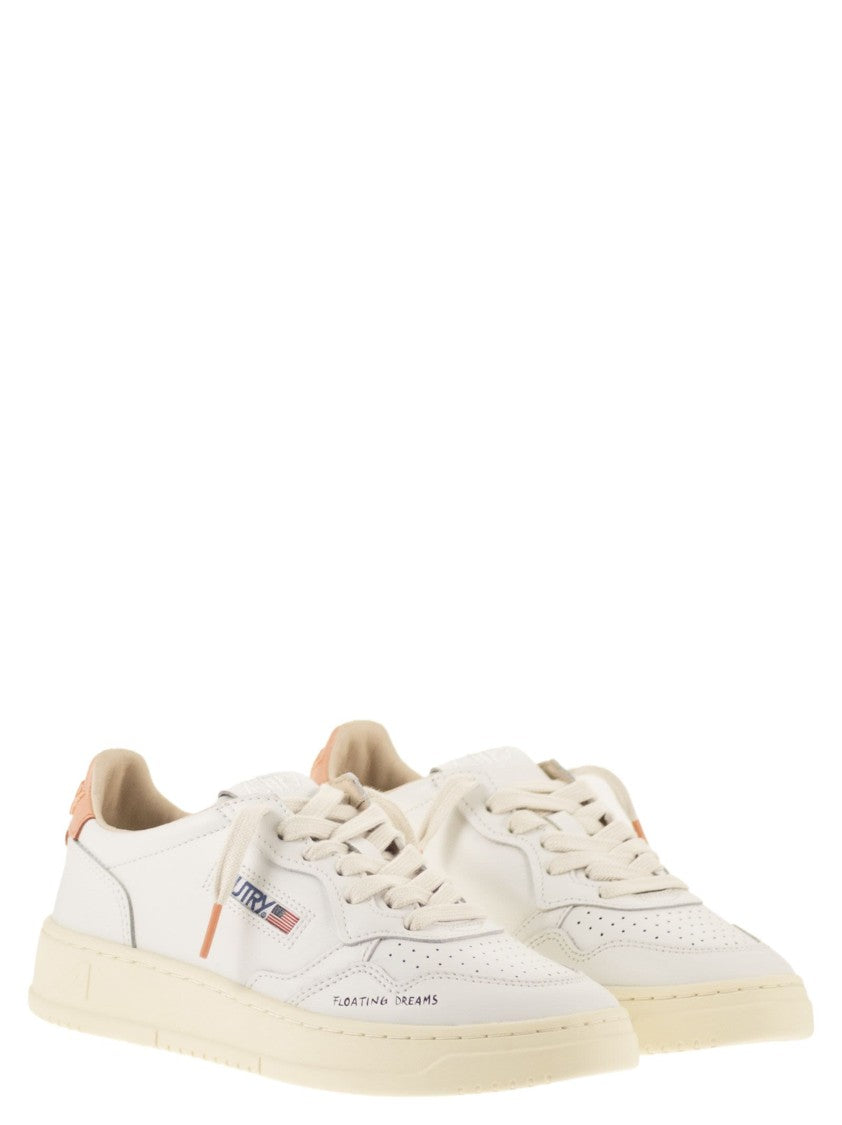 Autry Medalist Low - Leather Sneakers