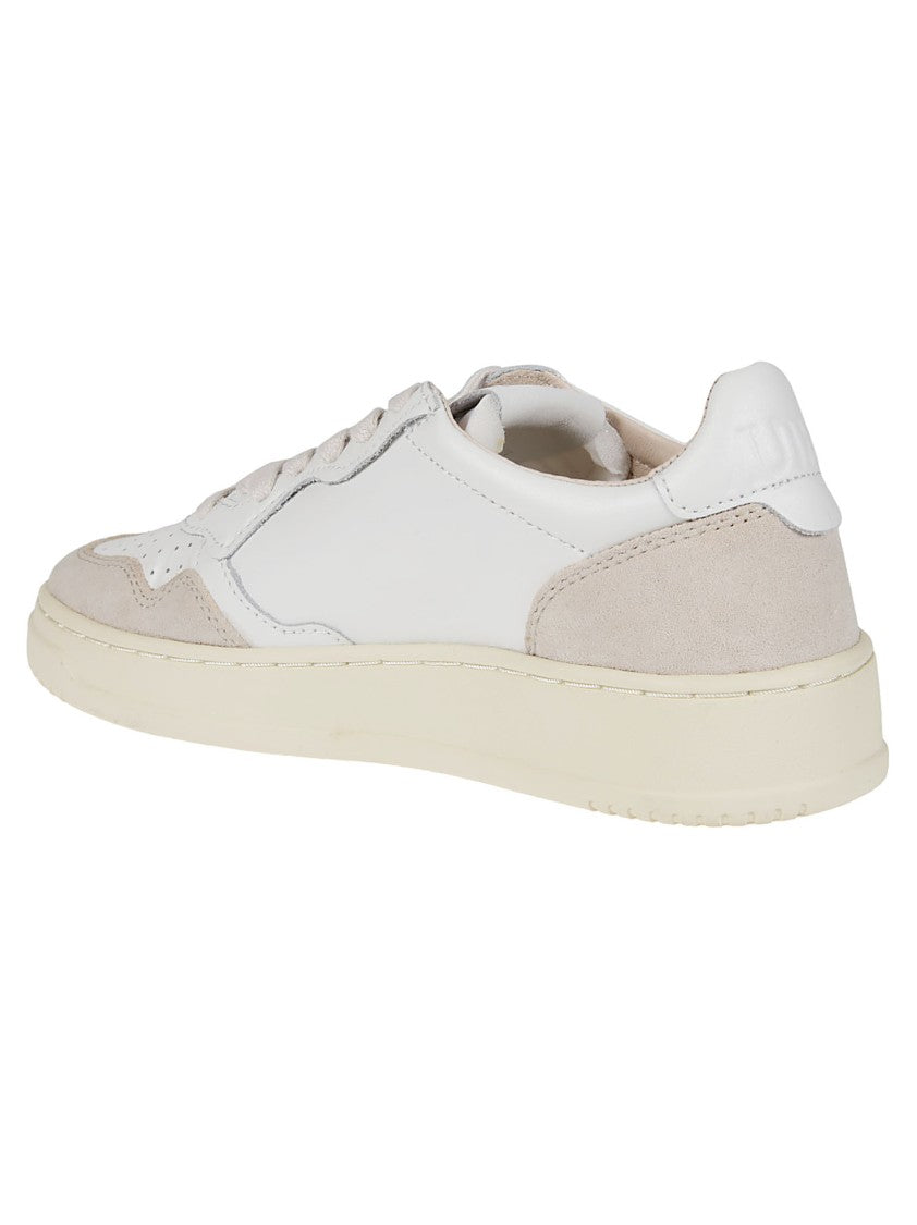 Autry Medalist Low White Leather Sneakers