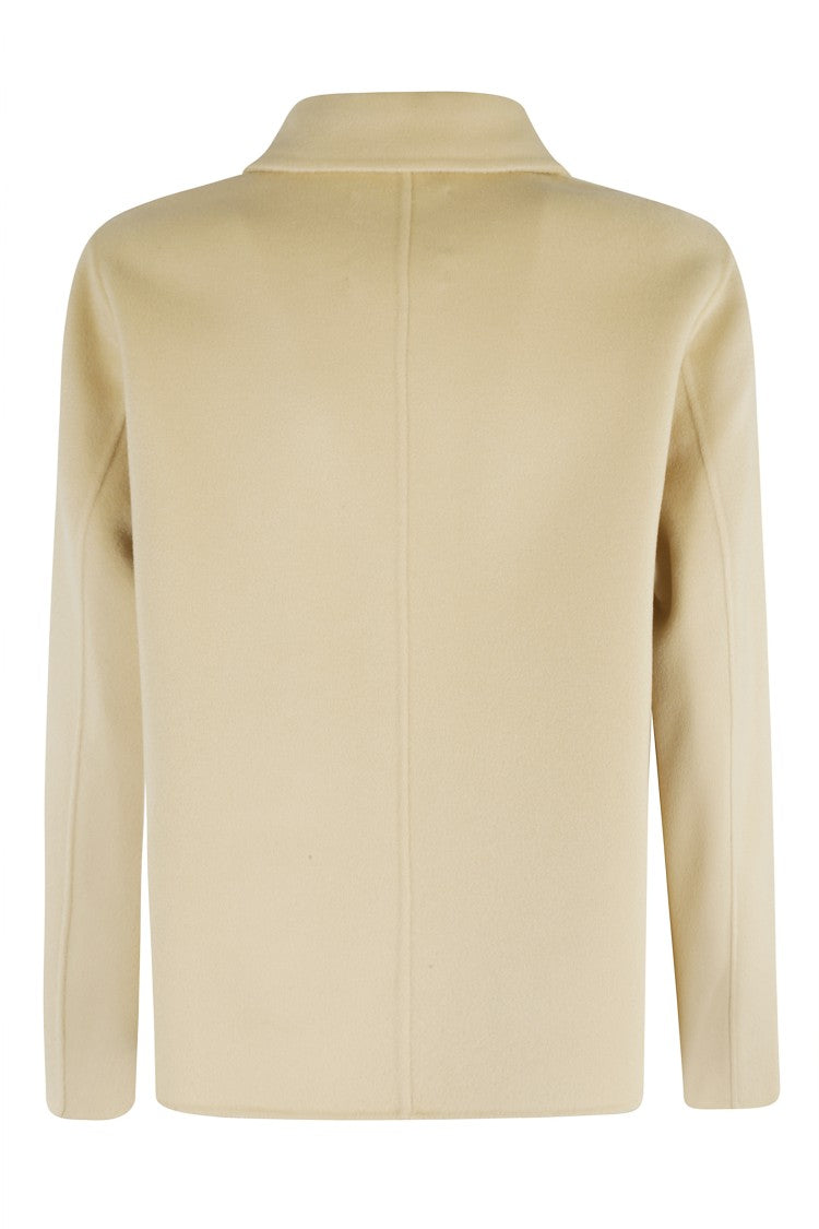 Solotre Classic Banana Short Coat With Structured Silhouette