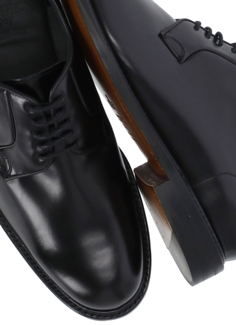 Berwick 1707 Black Smooth Leather Lace-Up Brogues