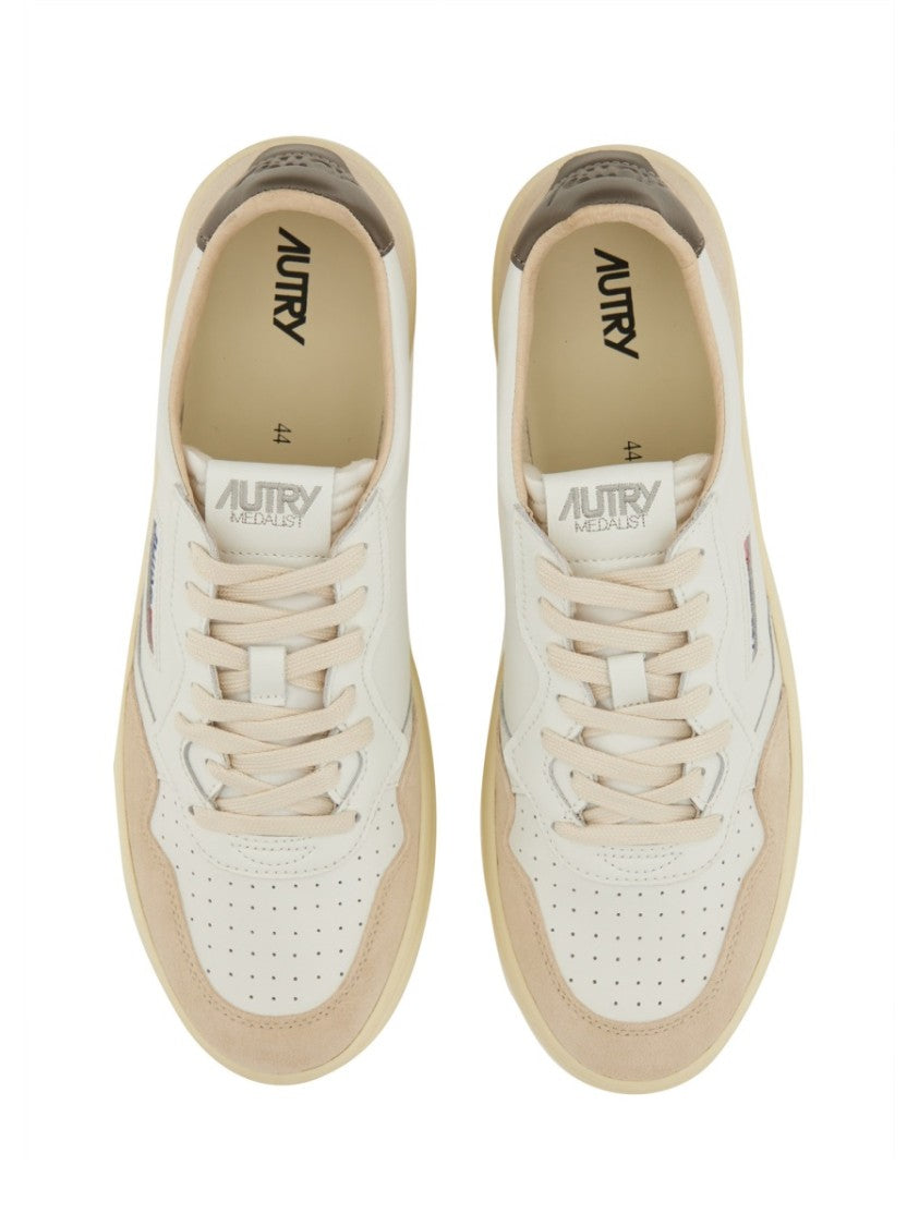 Autry "Medalist" Low Sneaker