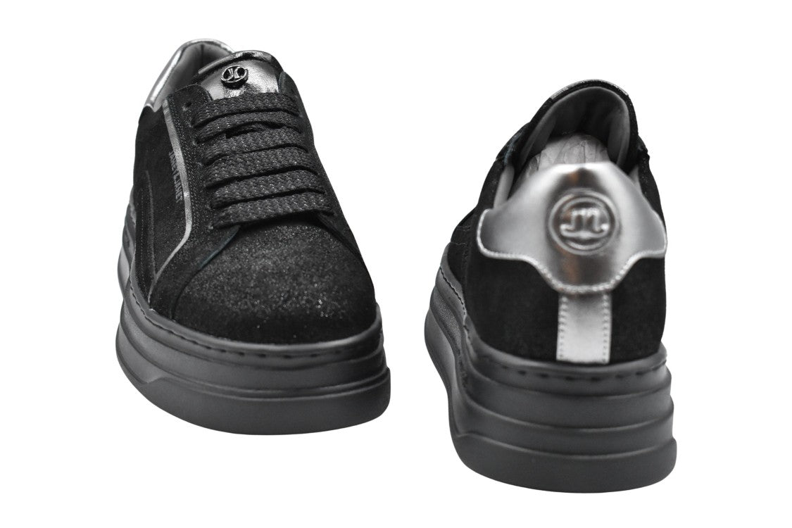 Janet & Janet Black Textured Low Sneakers With Lace-Up Design