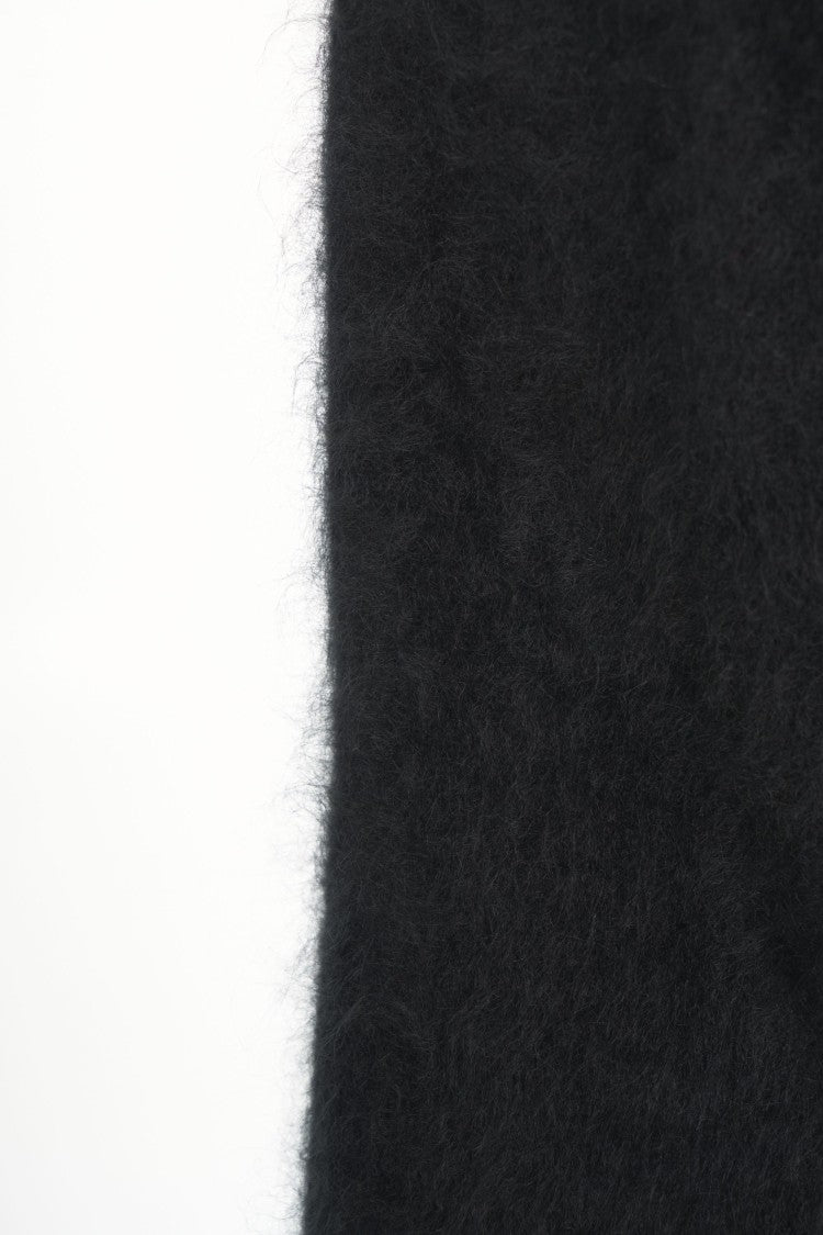 Soft Goat Brushed Cashmere Crew Neck Sweater