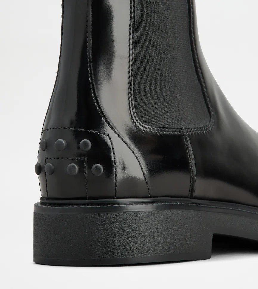 Tod's Refined Black Calfskin Ankle Boots