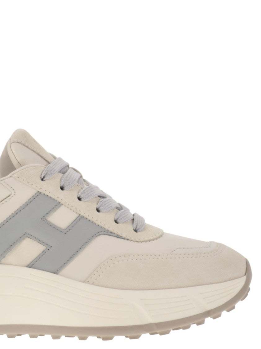 Hogan Hi-Fi Trainers With Side H