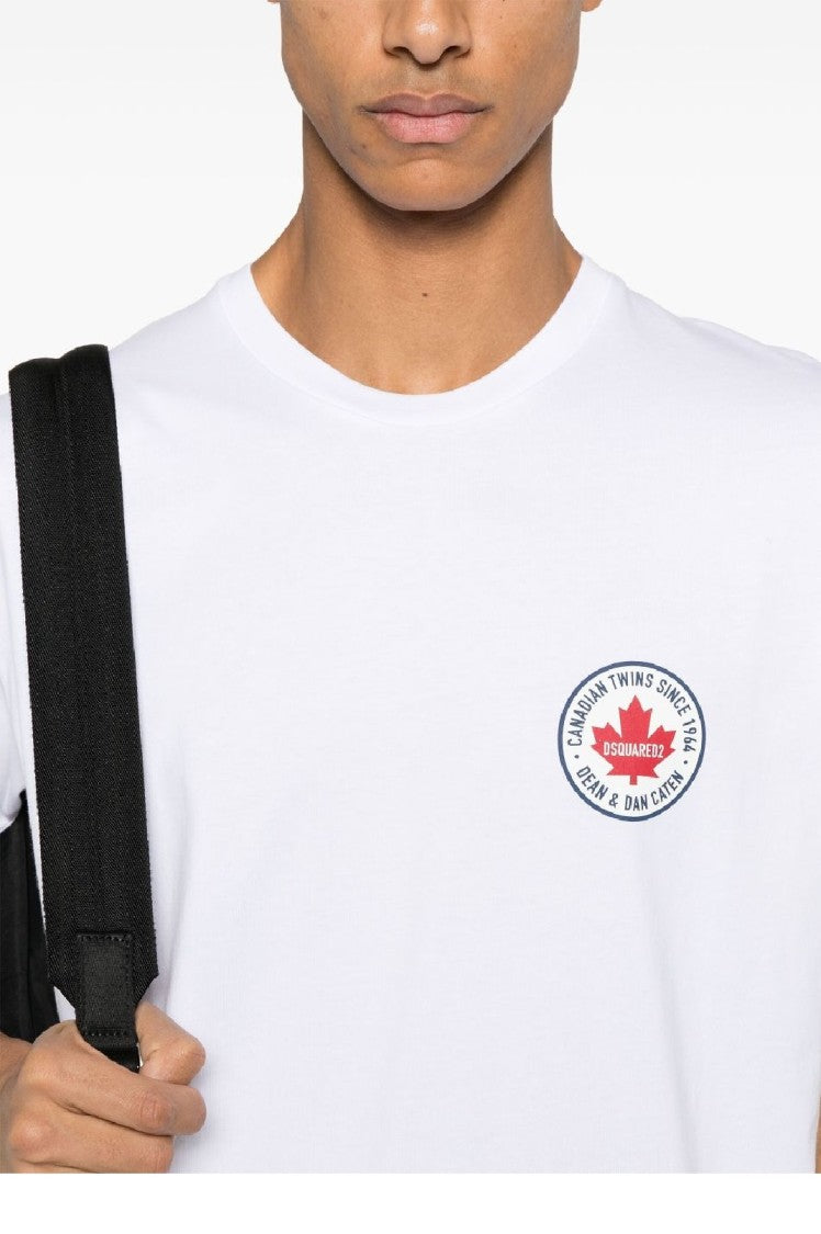 Dsquared2 Classic Short-Sleeve T-Shirt With Maple Leaf Logo