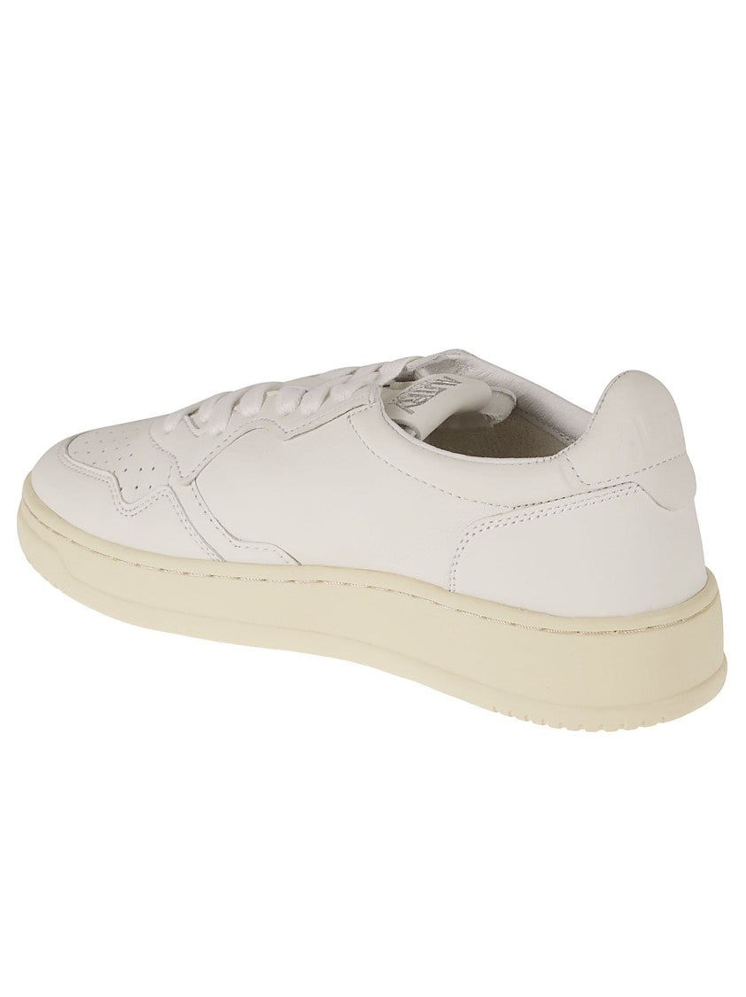 Autry Classic Low-Top Sneakers