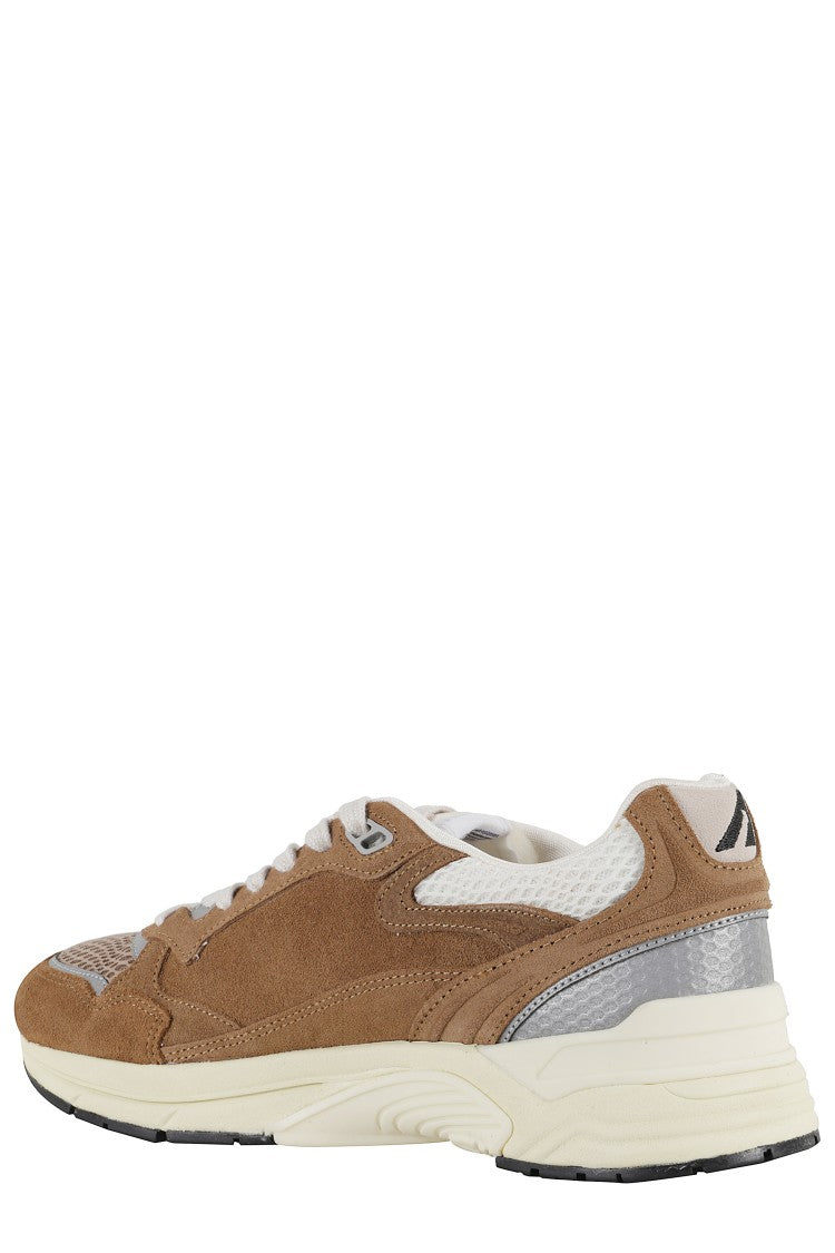 Autry Hyperway Man Sneakers