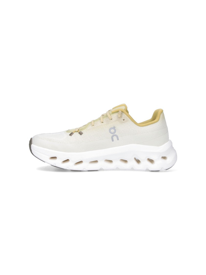 On Cloudtilt Sneakers With White Mesh Upper