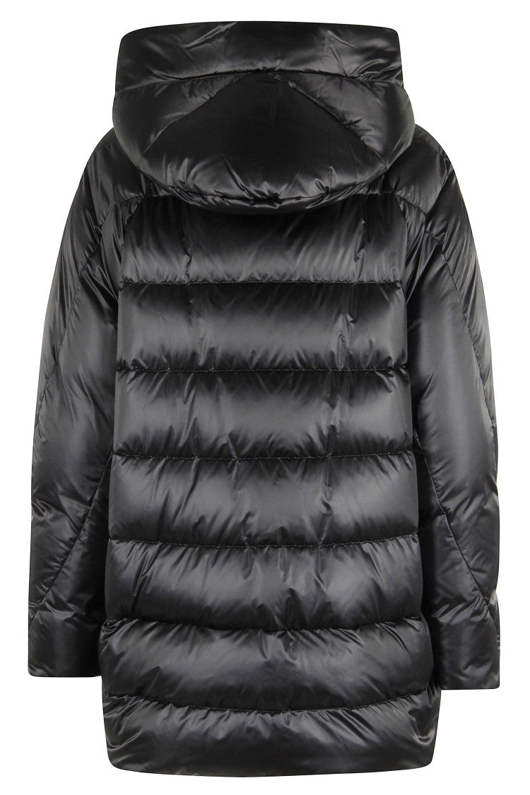Moorer Moorer Wanita Down Jacket With Distinctive Quilted Design