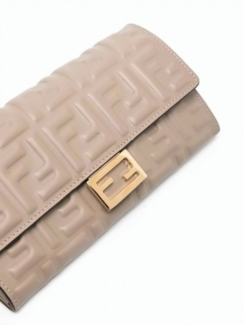 Fendi Lambskin Leather Chain Shoulder Bag