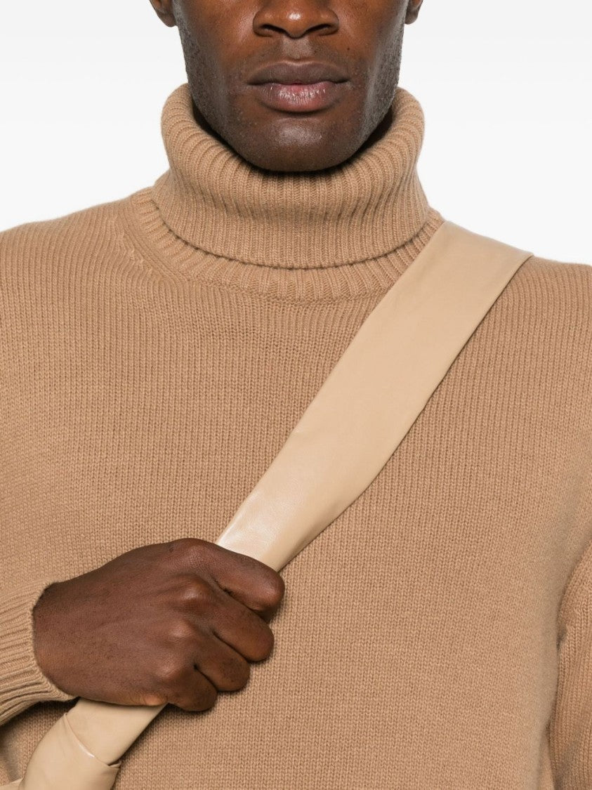 Seven Gauge Timeless Camel Knit Sweater With Smooth Texture