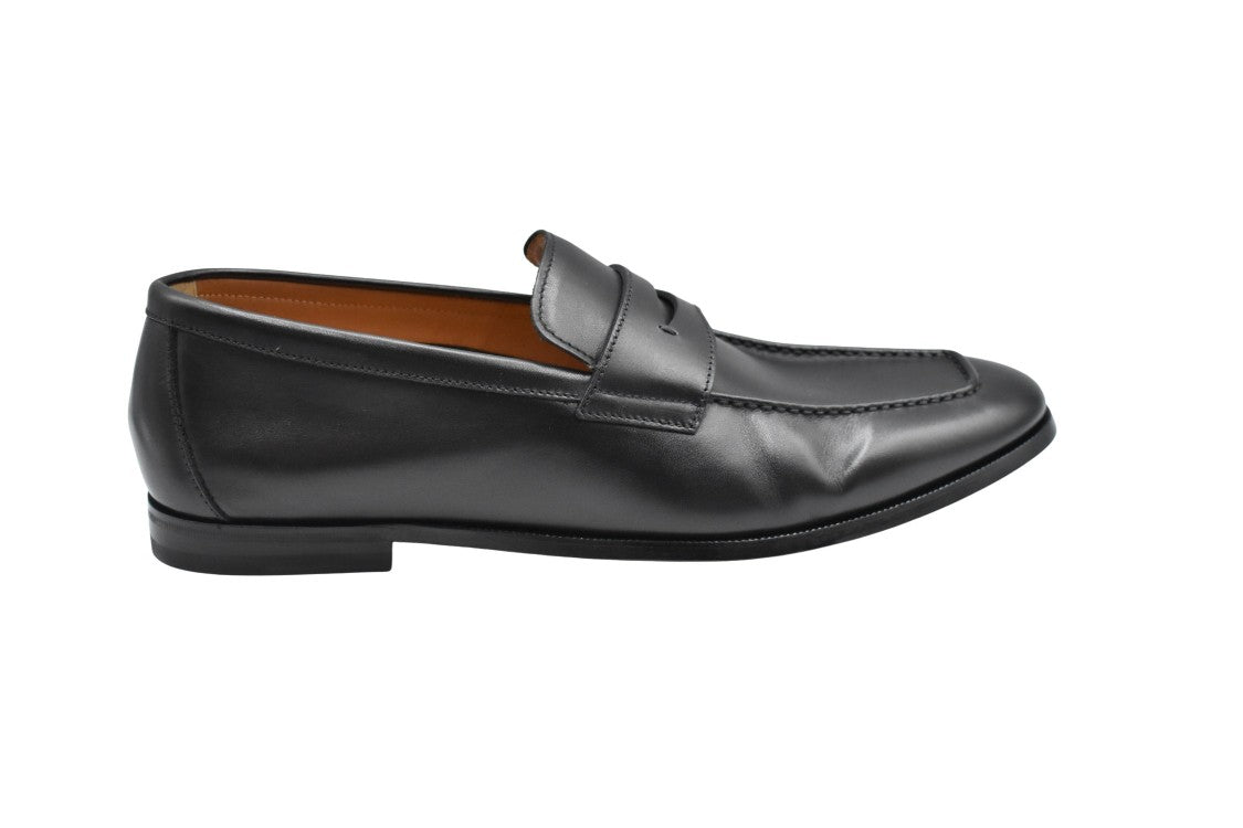 Doucal's Black Moccasins With Artisanal Stitching