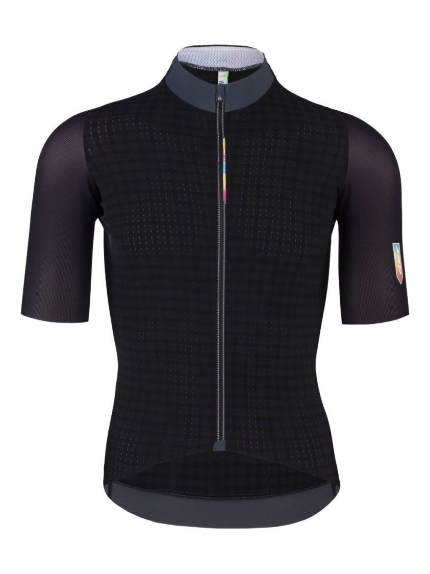 Q36.5 Form-Fitting Cycling Jersey