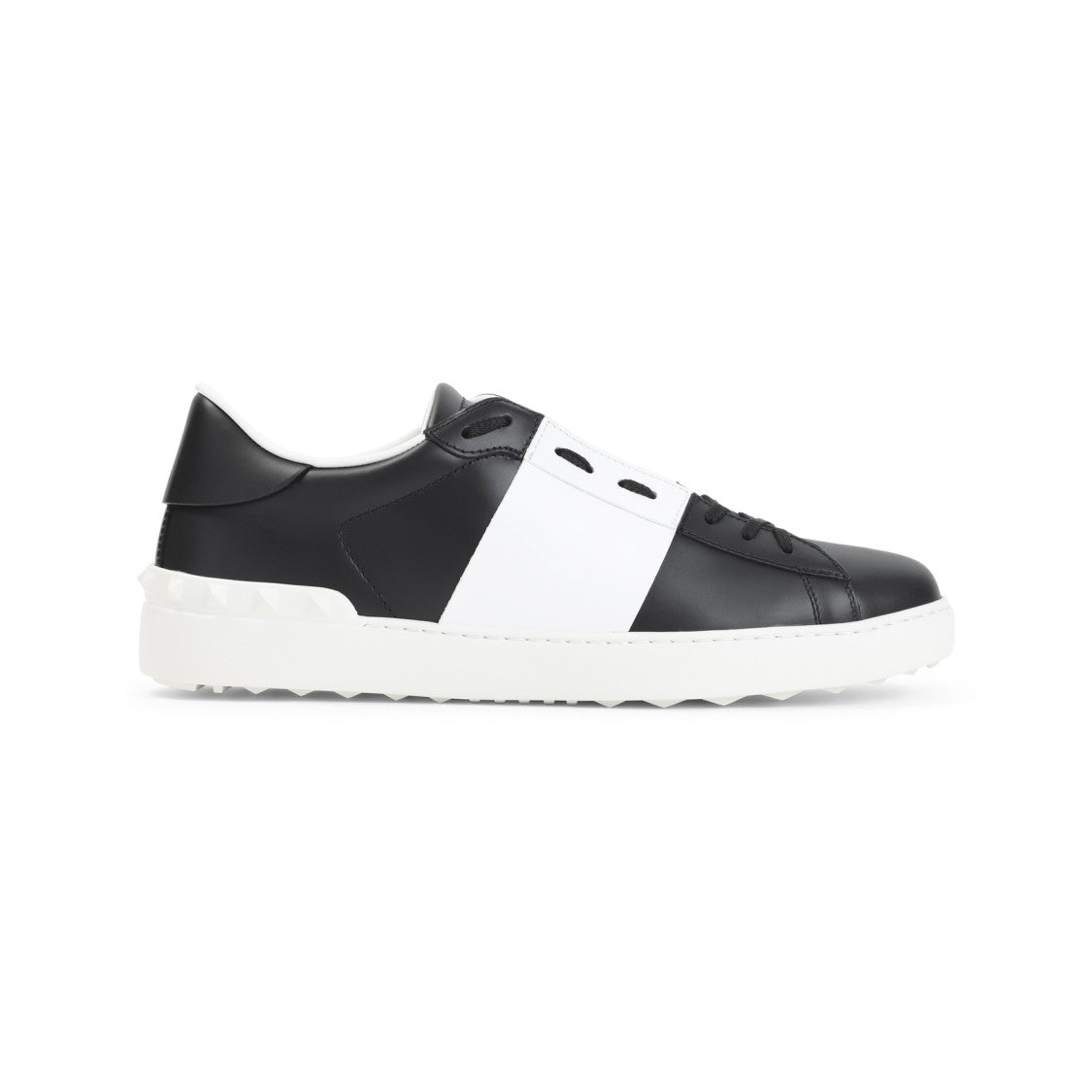 Valentino Garavani Low-Top Calf Leather Sneakers With Contrasting Design