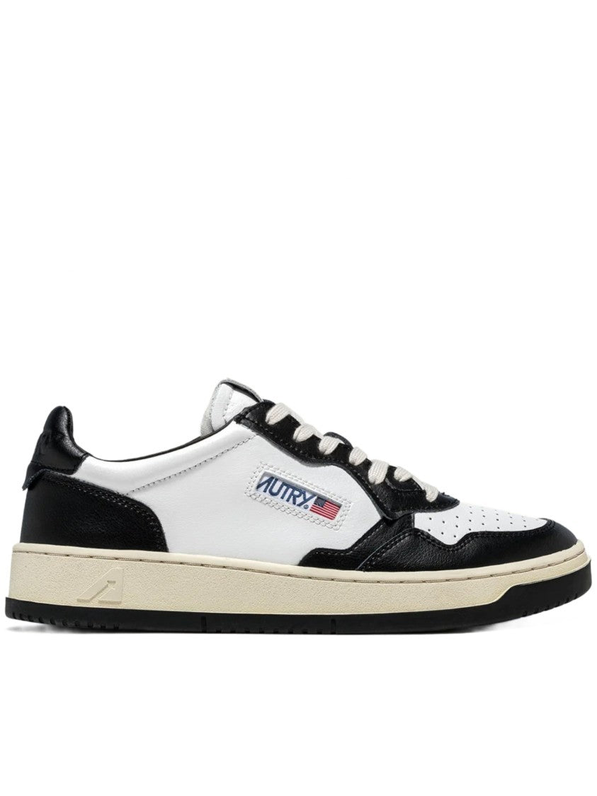 Autry Medalist Low Contrasting Leather Sneakers