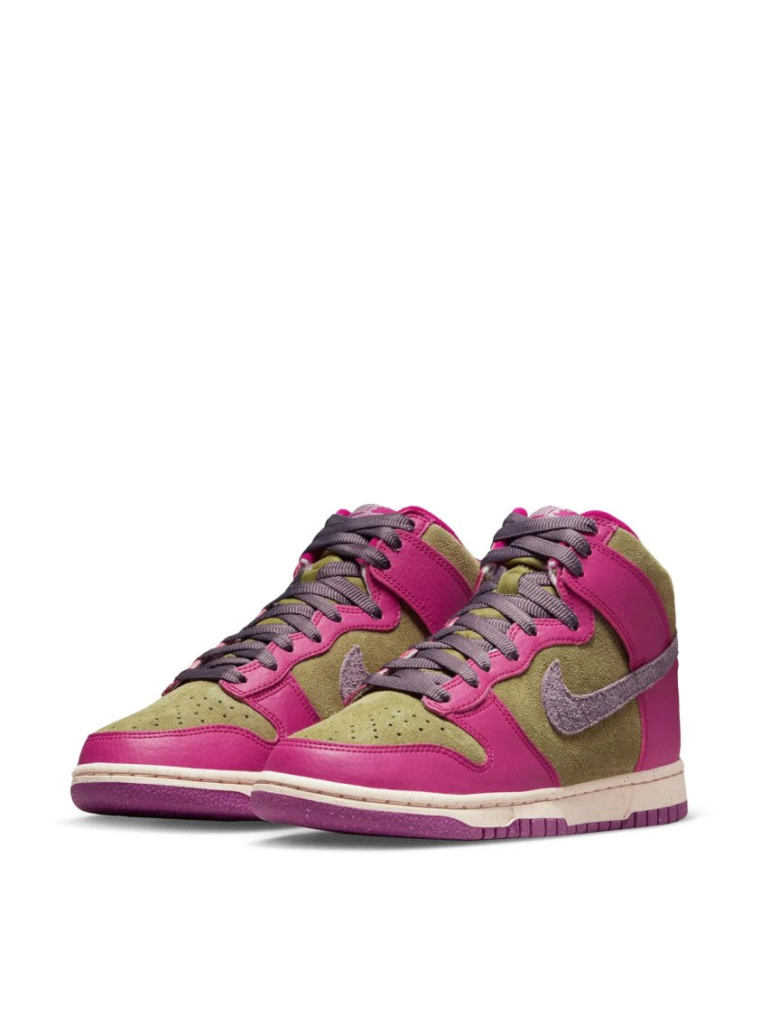 Nike Dunk High Sneakers