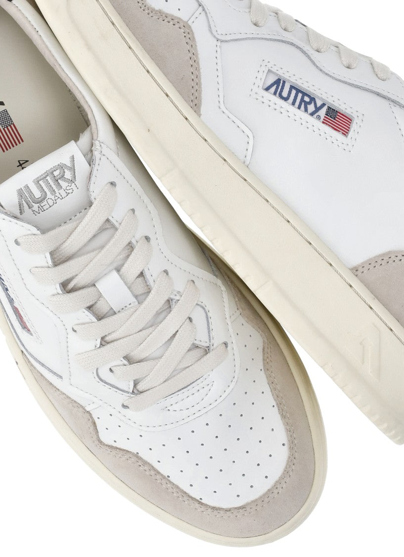 Autry Medalist Low Sneakers