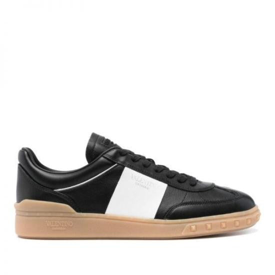 Valentino Garavani Cowhide Leather Low-Top Sneakers With Distinctive Side Panel