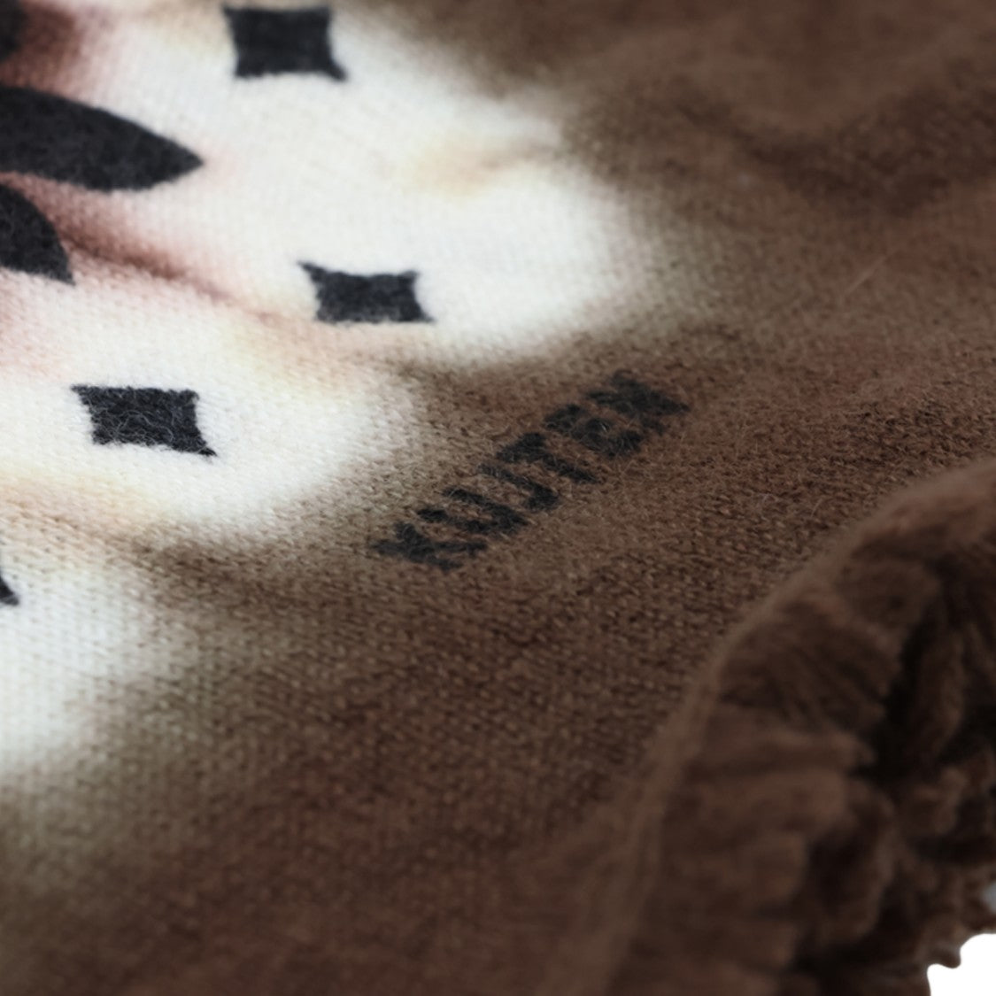 Kujiten Brown Gradient Paisley Scarf