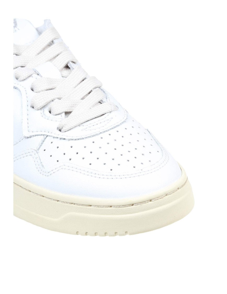 Autry Sneakers In White Leather