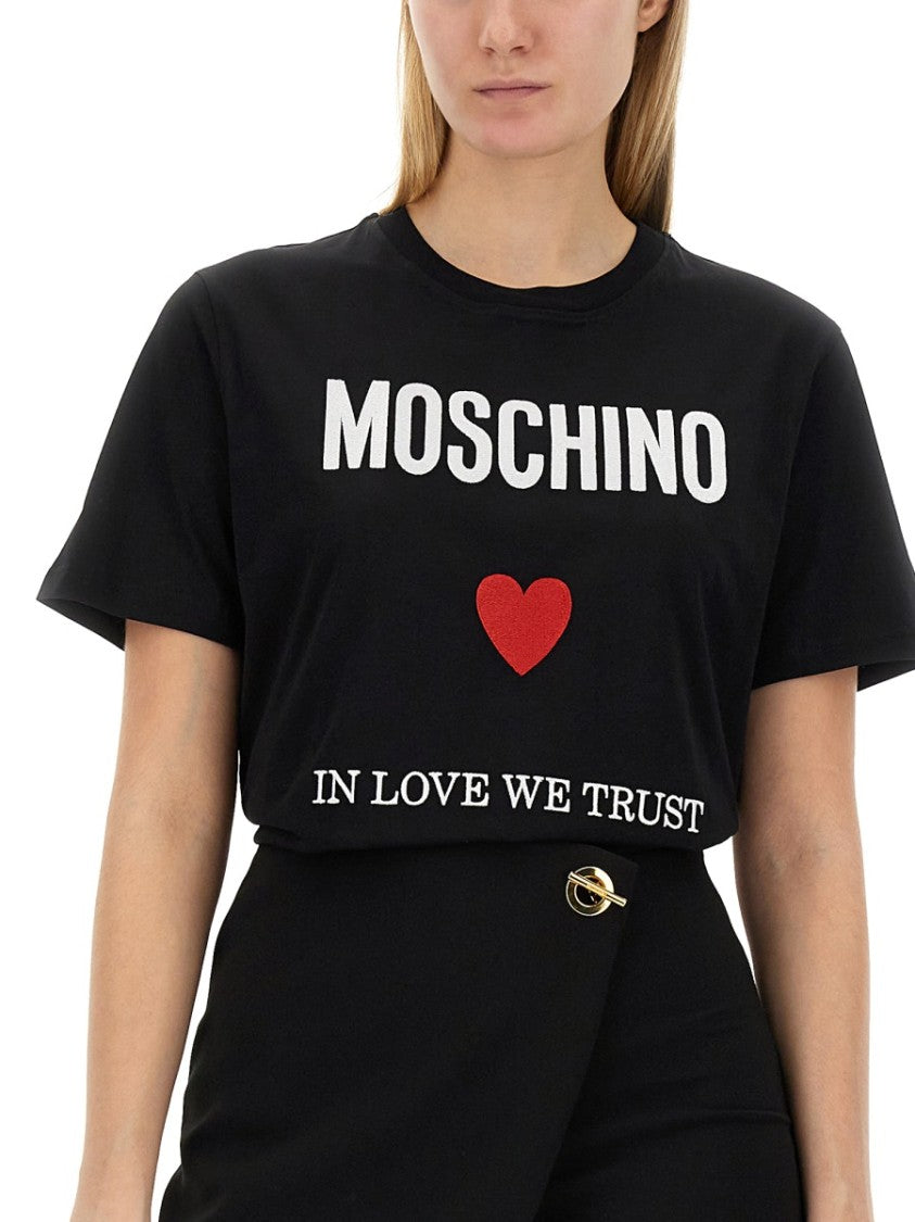 Moschino Black Regular Fit T-Shirt With Logo And Heart Graphic