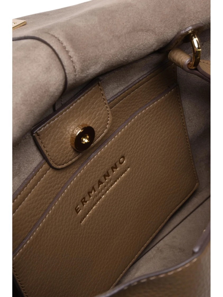 Ermanno Firenze Eba Shoulder Bag With Structured Silhouette And Pebbled Texture
