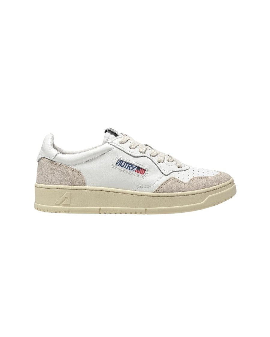 Autry Medalist Low Sneakers In White Leather
