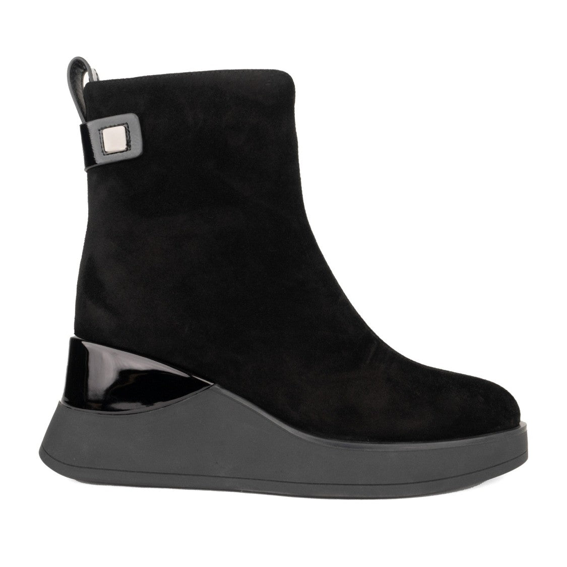 Linda Baumann Black Glossy Heel Accent Buckle Suede Boots