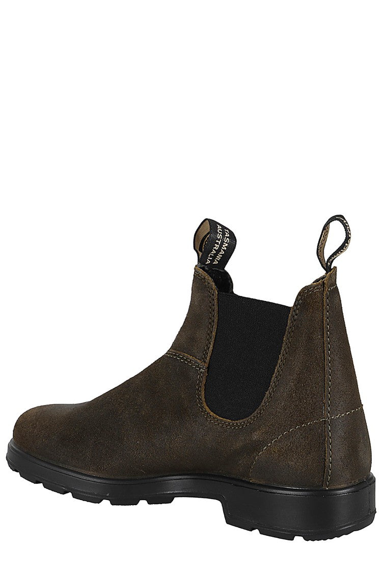 Blundstone Water-Repellent Suede Ankle Boot In Dark Olive