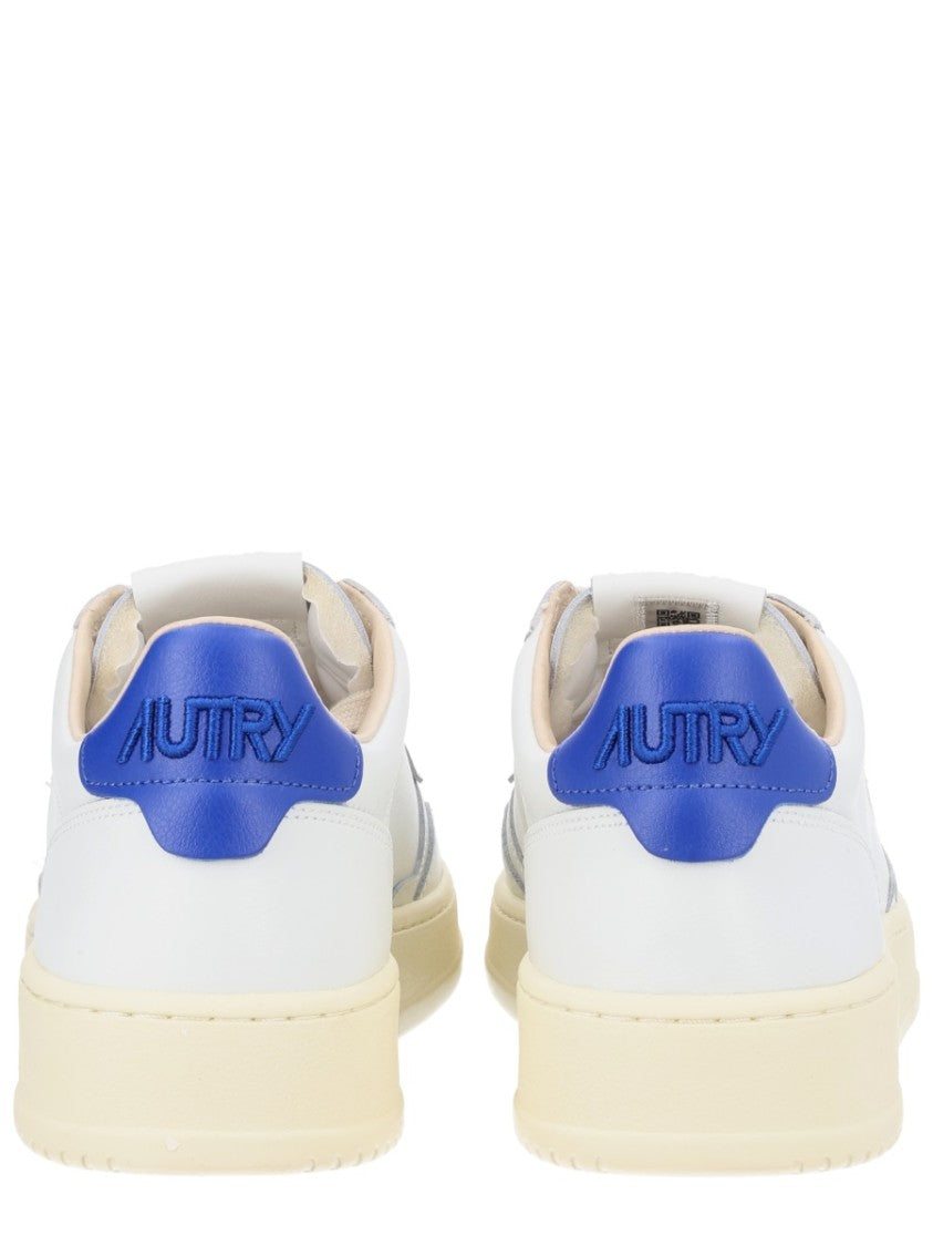 Autry Medalist Low Smooth Leather Sneakers