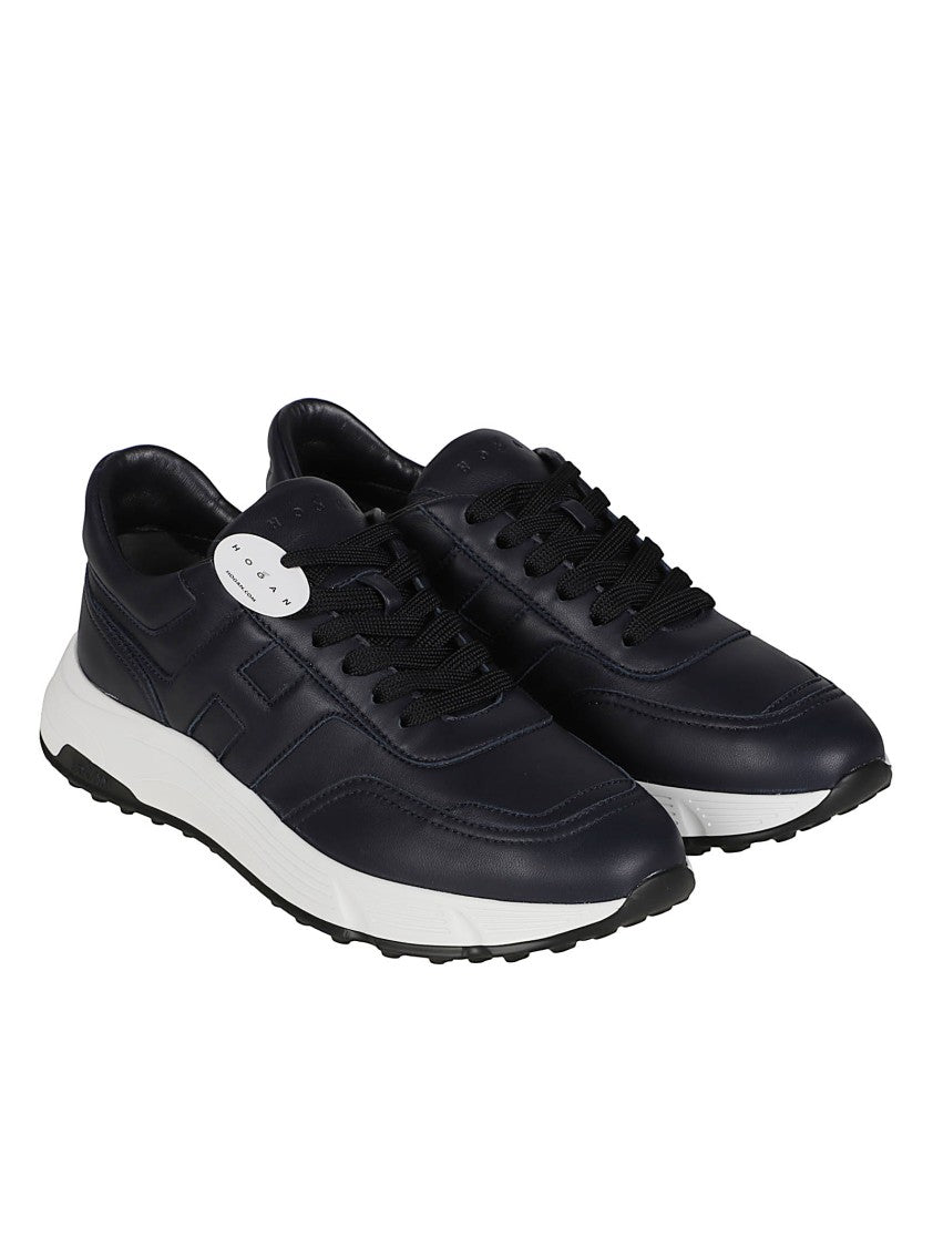 Hogan Low-Profile Black Sneakers With Tonal Detailing