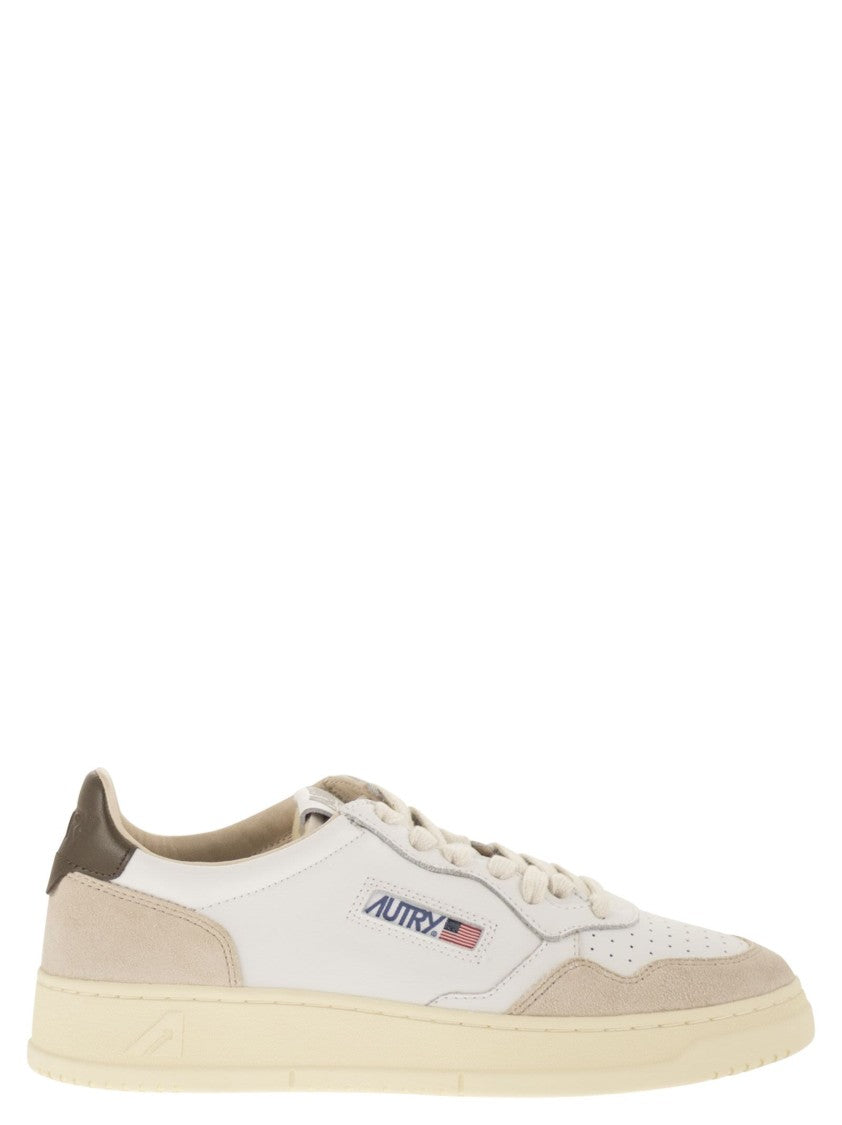 Autry Medalist Low - Leather And Suede Sneakers
