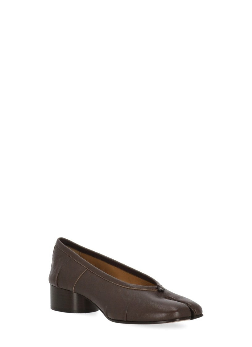 Maison Margiela Brown Tabi Bow Leather Pumps