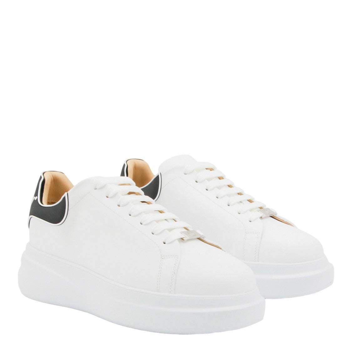 Philipp Plein White Sneakers With Skull And Crossbones Accent