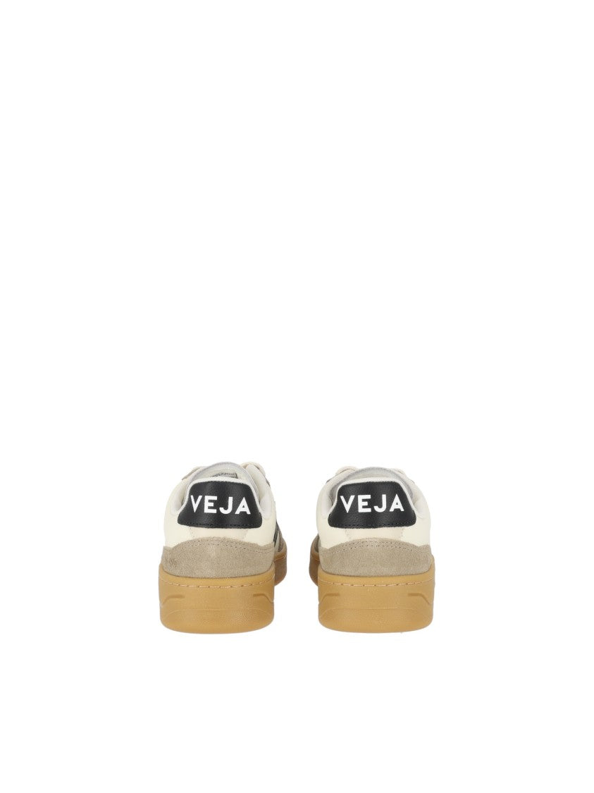 Veja Black V-90 Organic Traced Leather Low-Top Sneakers