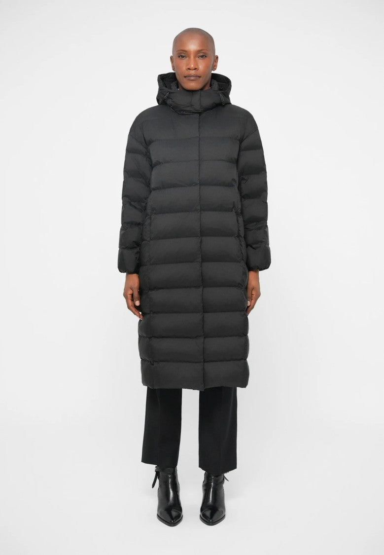 Max Mara Quilted Down Coat With High Collar
