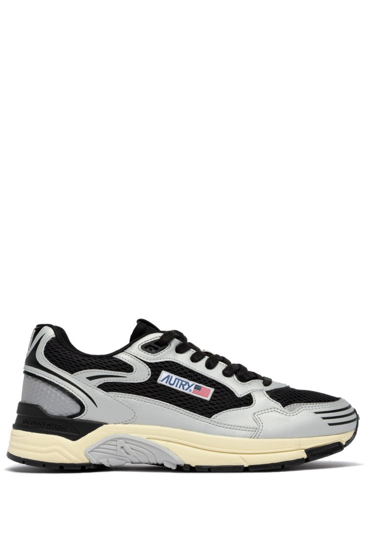 Autry Silver Black Hyperway Sneakers