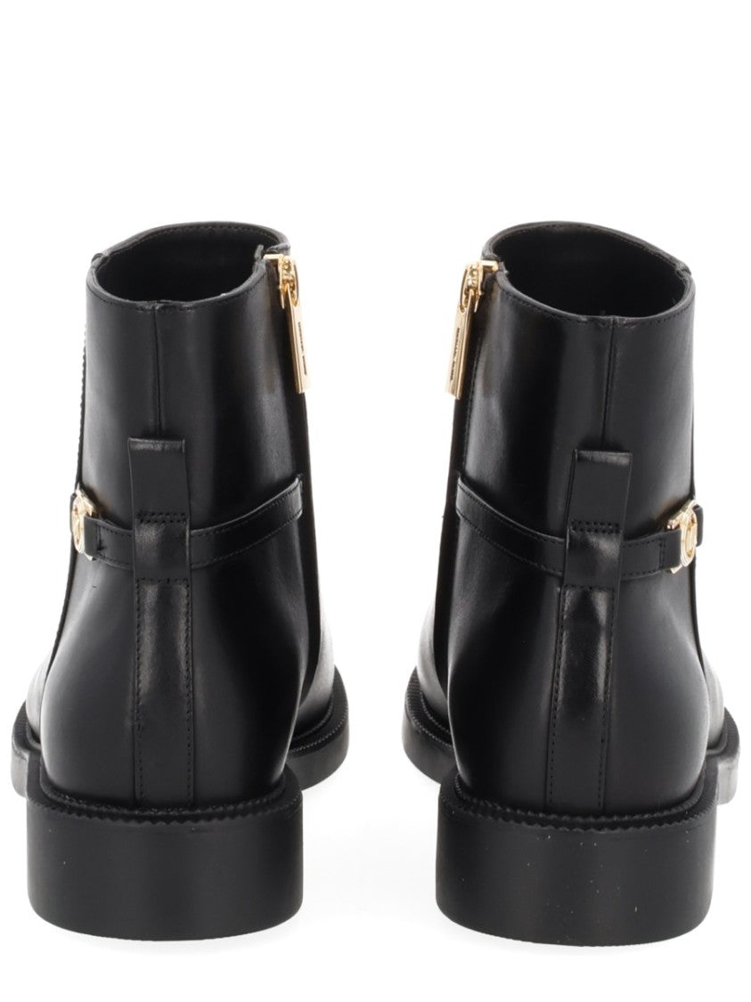 Michael Michael Kors Smooth Leather Ankle Boots With Minimalist Design