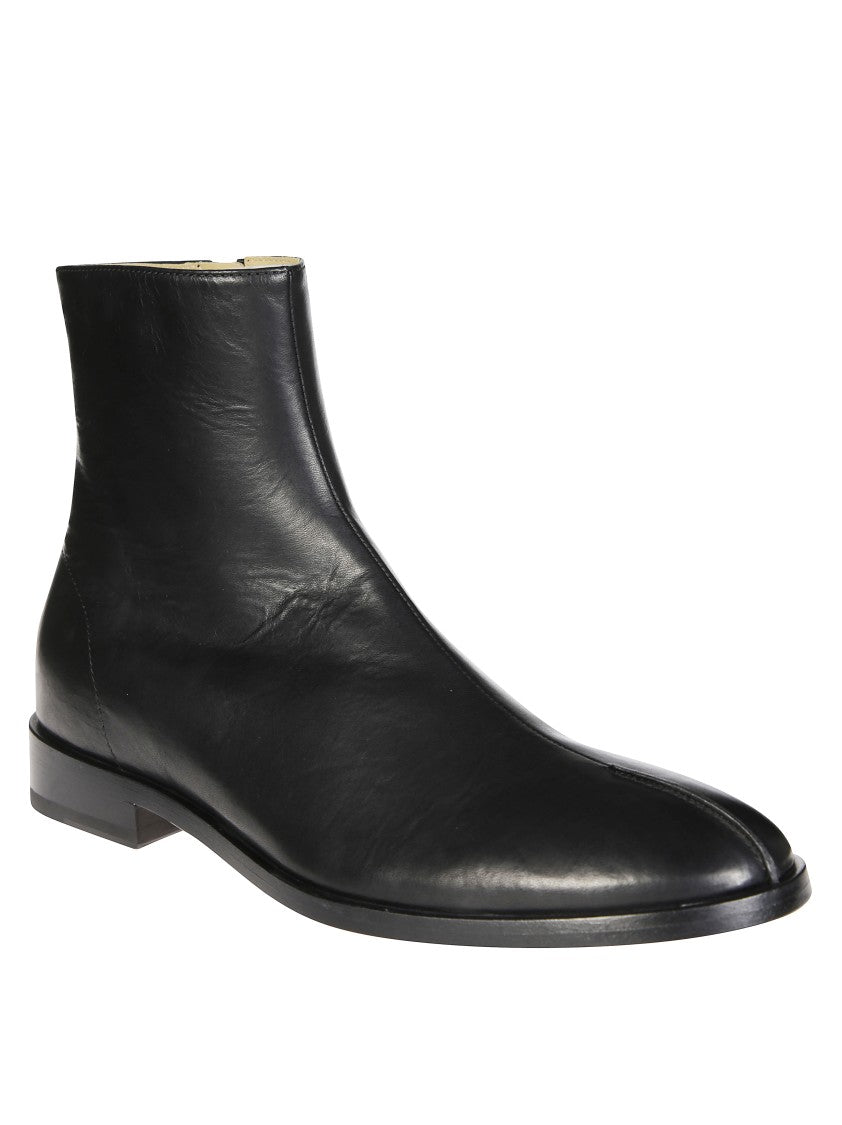 Mm6 By Maison Margiela Streamlined Black Leather Ankle Boot