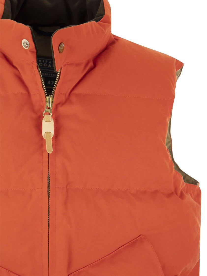 Manifattura Ceccarelli Quilted Goose Down Waistcoat With Water-Repellent Finish