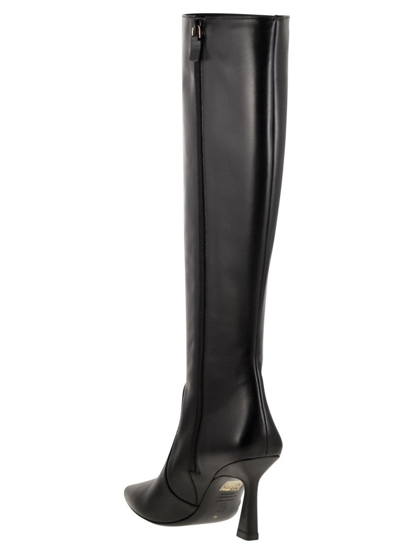 Stuart Weitzman Vinnie - Leather Boots