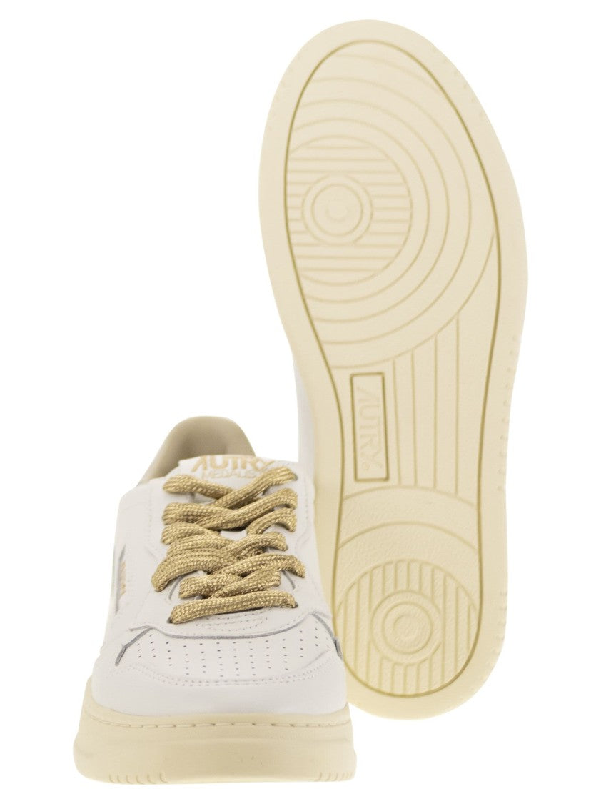 Autry Medalist Low - Leather Sneakers