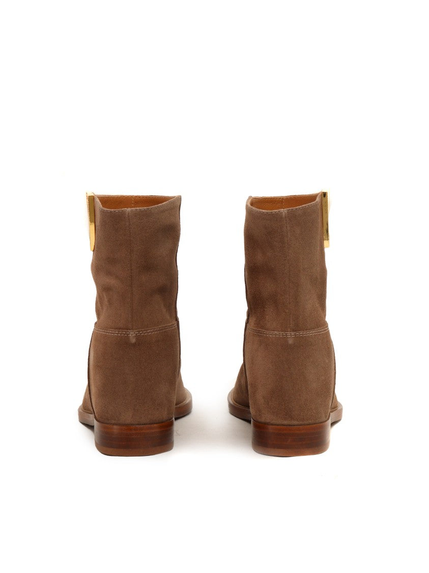 Via Roma 15 Ankle Boot With V-Cutout And Diamond Detailing