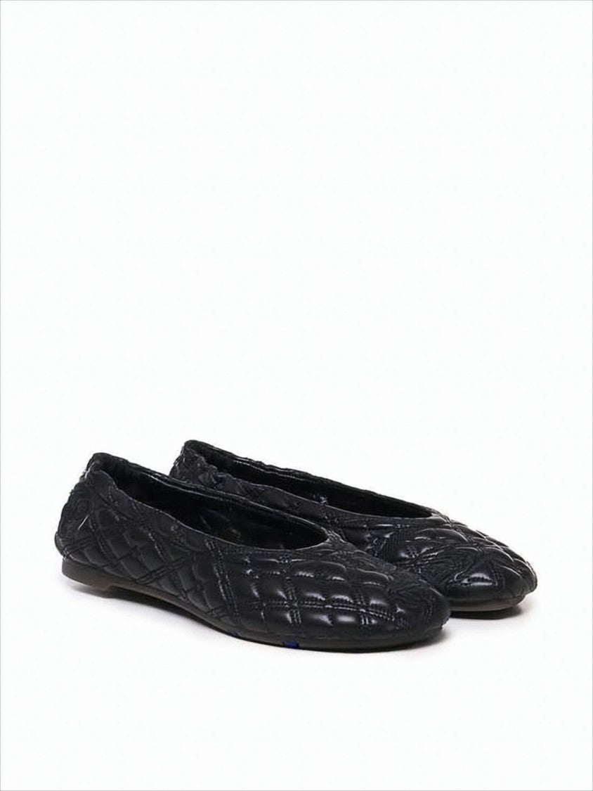 Burberry Quilted Lambskin Leather Flat Shoes With Silhouette