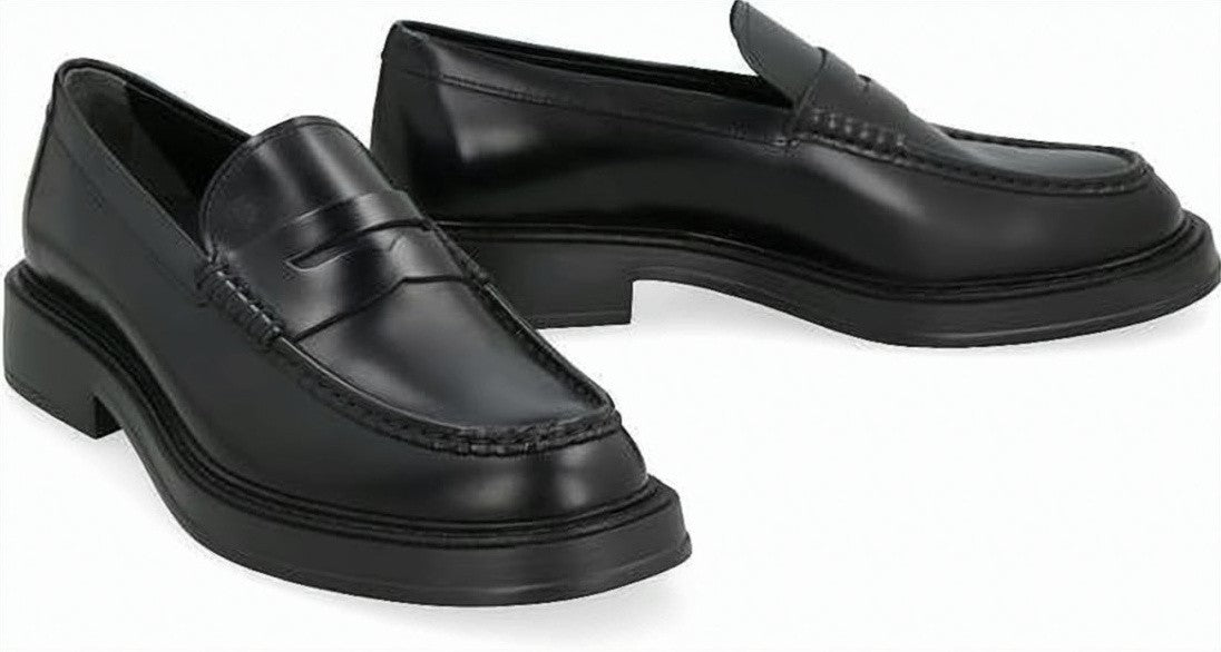 Tod's Classic Black Leather Loafers With Rubber Sole