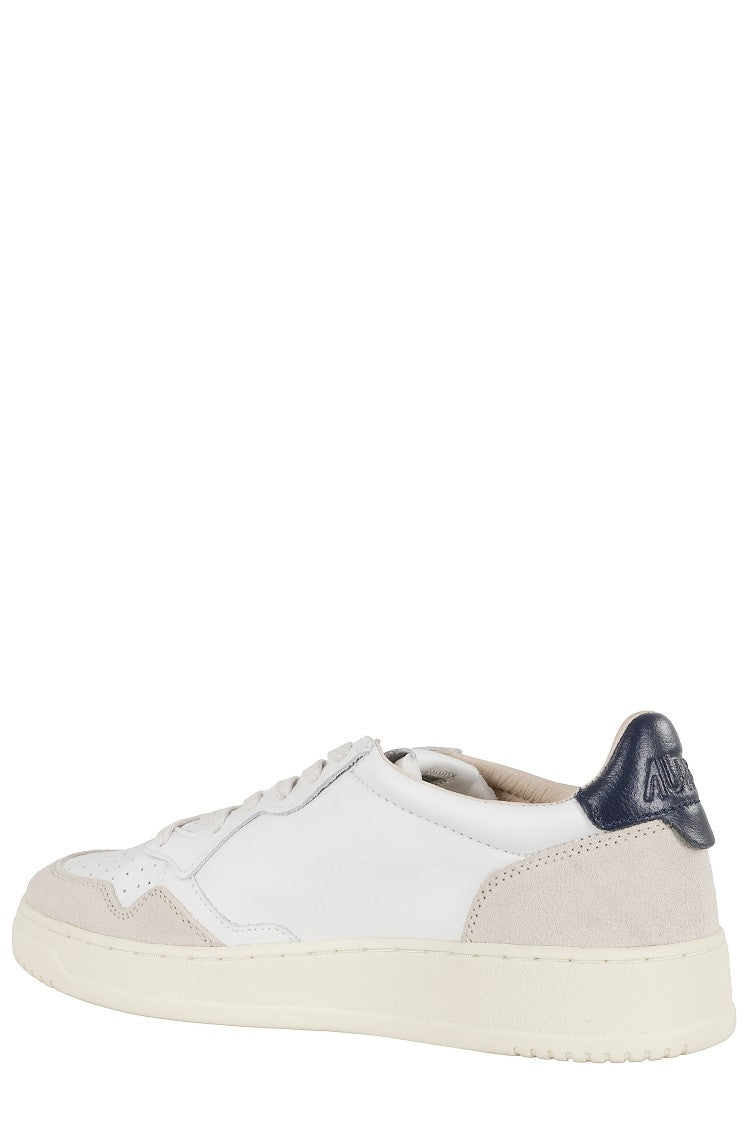Autry Medalist Low-Top Sneakers